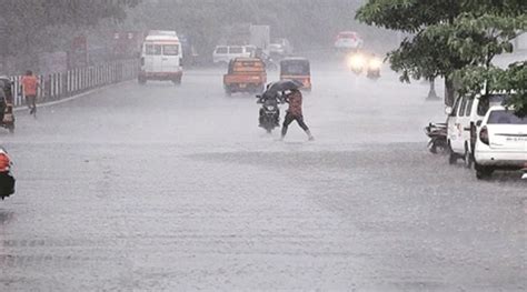 Pune Sees Heavy Rain Hot And Humid Conditions Pune News The Indian