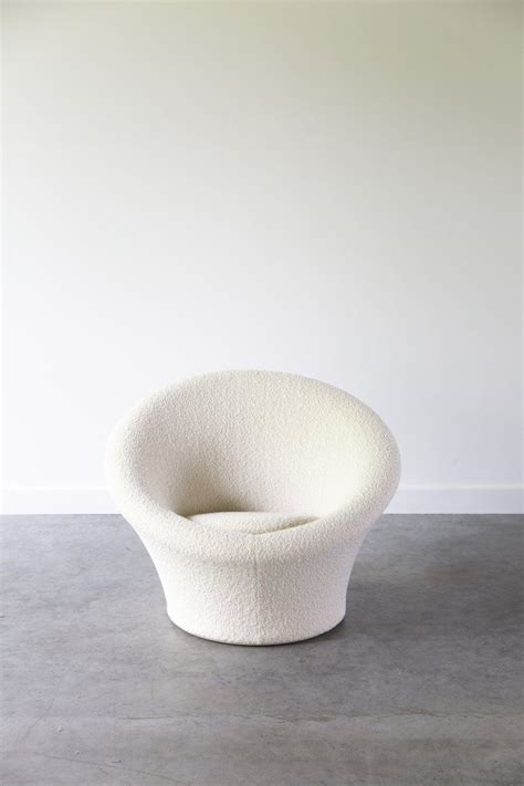 Pierre Paulin Mushroom Chair 01 Tigmi Trading Retro Interior