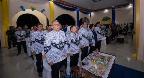 Kabar Luwuk Malam Puncak Hut Pgri Ke Dan Hari Guru Nasional