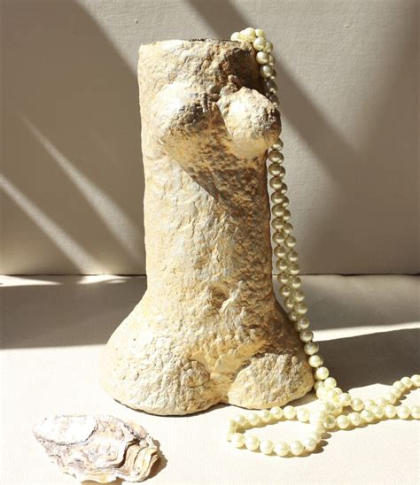 Naked Body Paper Mache Artwork Light Paper Pulp Vase Female Nude Torso Decorative Recycled