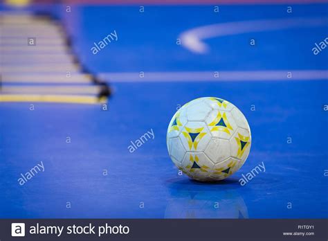 🔥 [25+] Futsal Backgrounds | WallpaperSafari