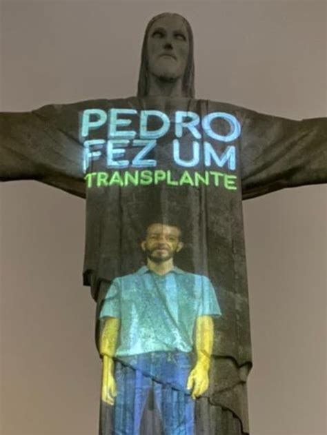 Ação no Cristo Redentor abraça pessoas sistema imunológico