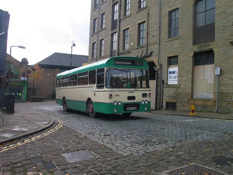 Rwu R West Yorks Leyland Leopard Psu D R Flickr