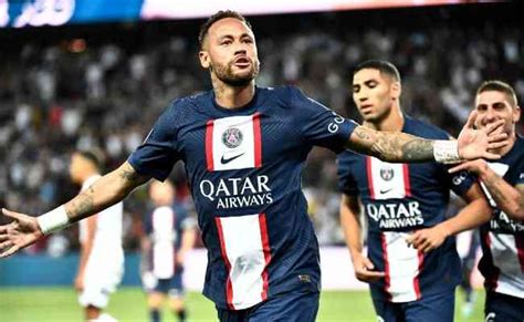 Mbapp Erra P Nalti Neymar Faz Dois Gols E Psg Goleia Montpellier