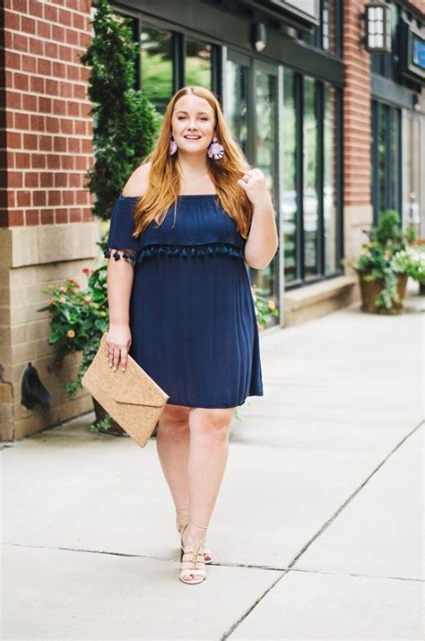 Cute And Preppy Plus Size Date Night Outfits