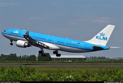 PH AOB KLM Royal Dutch Airlines Airbus A330 203 Photo By Piet Alberts