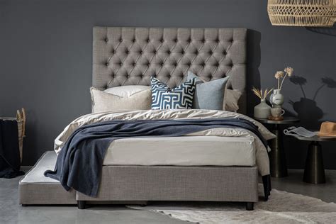 Bella Bed Collection | Cielo