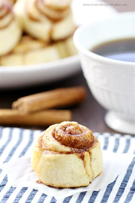 Quick And Easy Cinnamon Rolls Aka Princess Leia Cinnamon Rolls Recipe Easy Cinnamon Bread