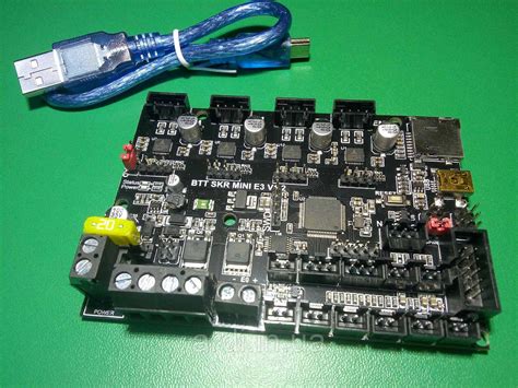 Плата управления BIGTREETECH SKR MINI E3 v 1.2 для 3D-принтером ...