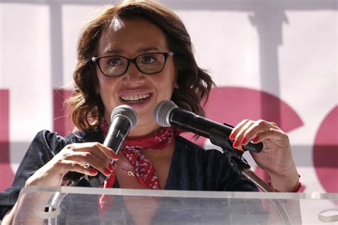 Azucena Cisneros Resalt La Energ A Transformadora De Las Mujeres En