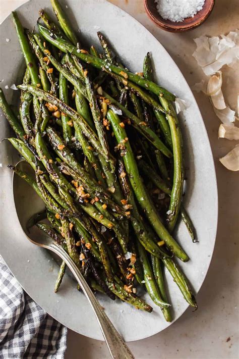 Easy Garlic French Green Beans (Haricots Verts) - Lena's Kitchen