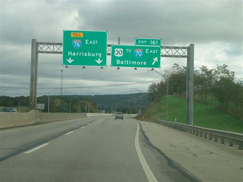 Lukes Signs I 76pa Turnpike Route 30 And I 70 Breezewood Pa