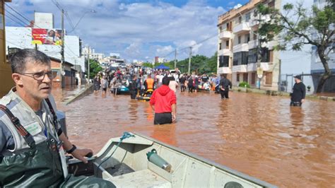 Jornal Correio Tornados De Menor Intensidade Atingem Ao Menos Duas