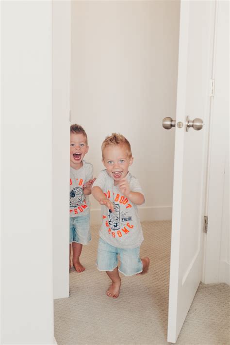 Twin Bedroom Reveal | BUNK BEDS!!! - Twist Me Pretty