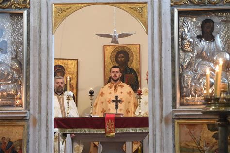 Zadarski Mir Božji Hristos se rodi Vjernici pravoslavne