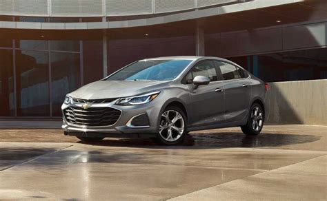 2019 Chevrolet Cruze Revealed