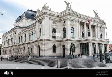 The Zurich Opera House Switzerland Stock Photo Alamy