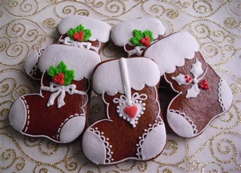 Pin By Marcia Bratkoski On Biscoitos Christmas Cutout Cookies