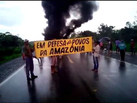 Manifestantes Bloqueiam Trecho Da Br Em Roraima Roraima G