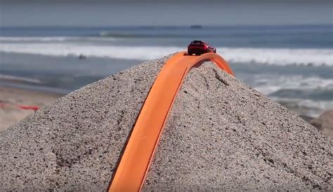 Olv Date De La Palita Y Cubeta De Playa Mejor Una Pista De Hot Wheels