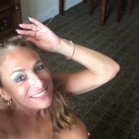 Mature Hotwifes Know How To Free New Free Tube HD Porn 13 XHamster