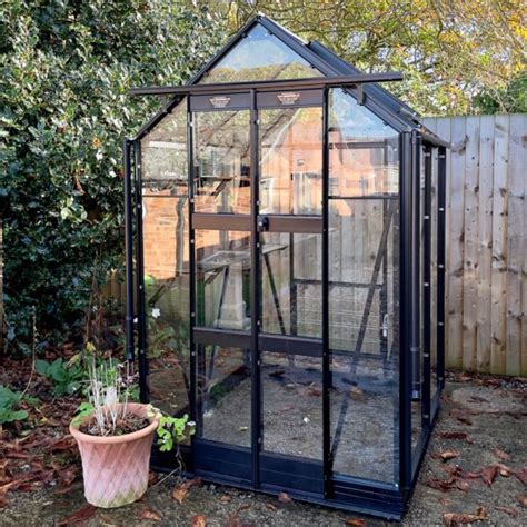 Elite Compact 4ft Wide Greenhouse | Greenhouse Pro