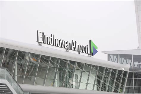 Eindhoven Airport - Eindhoven - TracesOfWar.com