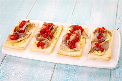 Crostini Con Aringa Mangia Bevi Godi Blog Di Cucina E Ricette