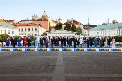 Szczyt NATO W Wilnie Pani Agata Duda Na Czerwonym Dywanie