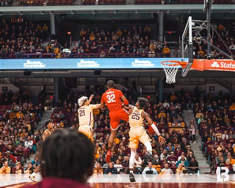 Minnesota Gophers Basketball — Bri Lewerke