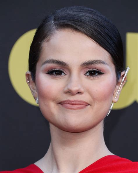 Selena Gomez Red Carpet At Critics Choice Awards In La Gotceleb