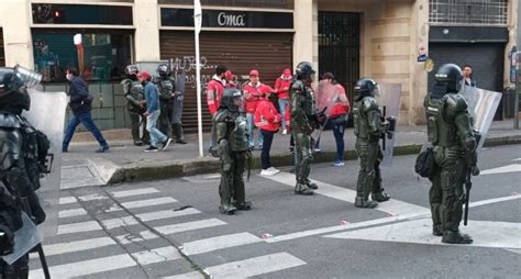 Protestas Hoy En Bogot Hay Disturbios Con El Esmad Y Bloqueos En El