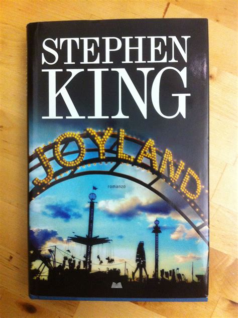 Joyland - Stephen King Stephen King, Book Cover Art, Keep Calm Artwork ...