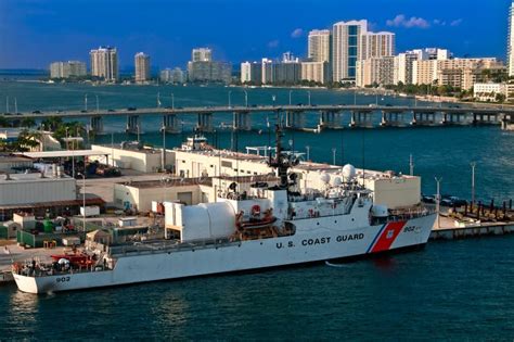 Miami Us Coast Guard Boat Editorial Image Image Of Homeland 11578365