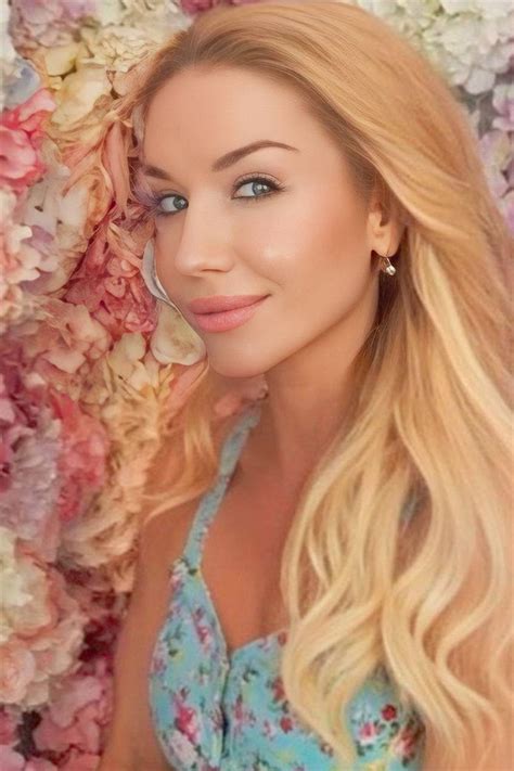 Beautiful Oksana Y O From Kiev With Blonde Hair Id Ladadate