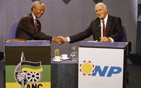 Mandela, de Klerk and the fragile miracle | eKathimerini.com