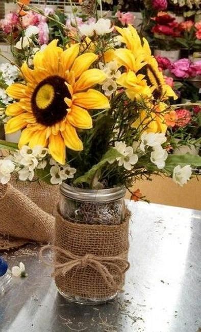 25 Creative Floral Designs With Sunflowers Sunny Summer Table