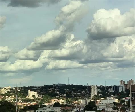 Tempo em Goiás Cimehgo alerta para umidade do ar abaixo de 30