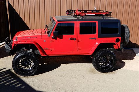 Jeep Wrangler Unlimited Custom X Side Profile