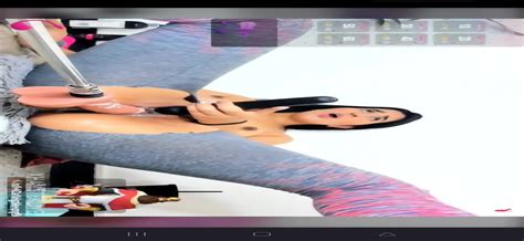 Horny Babe Dildo Fucking Machine In Her Pussy