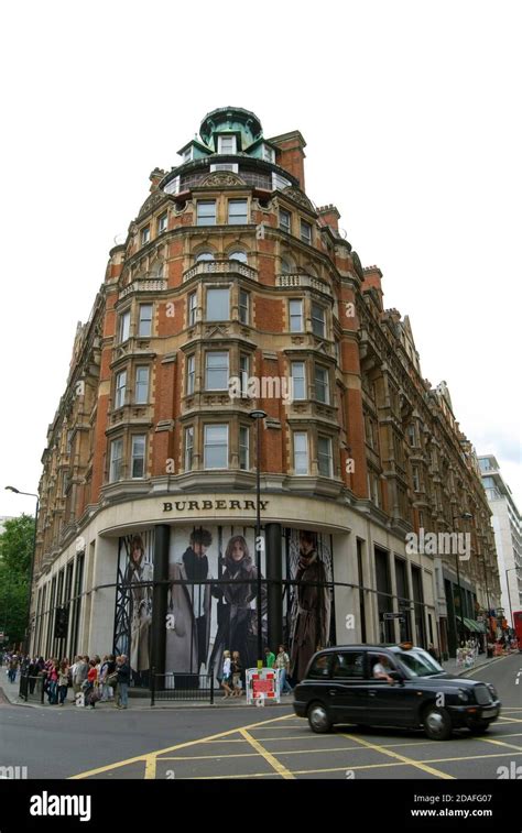 Total Imagen Burberry Sloane Street Abzlocal Mx