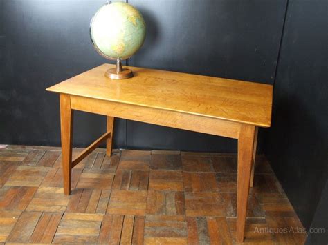 Antiques Atlas English Oak 1940s Table