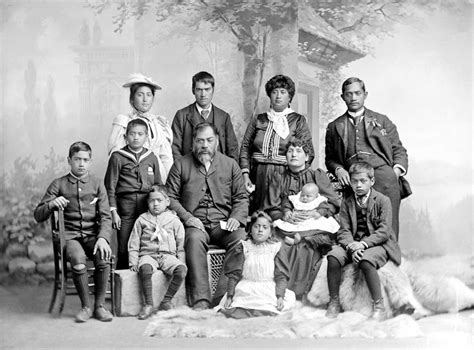 Maori Family c. 1900 | Maori people, Maori art, Maori