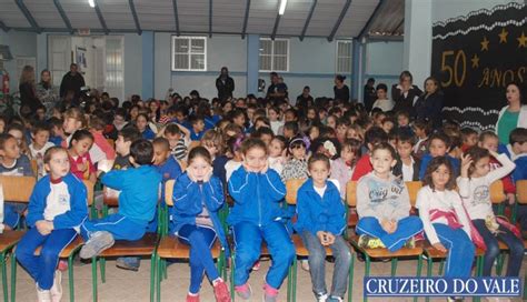 Escola Básica Ivo D'aquino - Escola Ivo D´Aquino comemora 50 anos ao lado da comunidade - Jornal ...