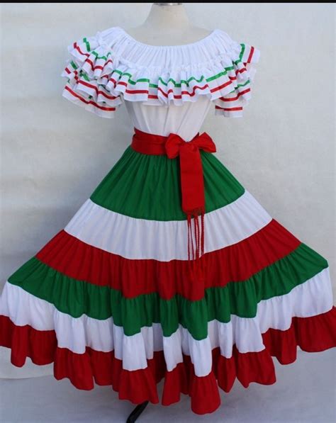 Pin On Vestidos Folkloricos Y Artesanales