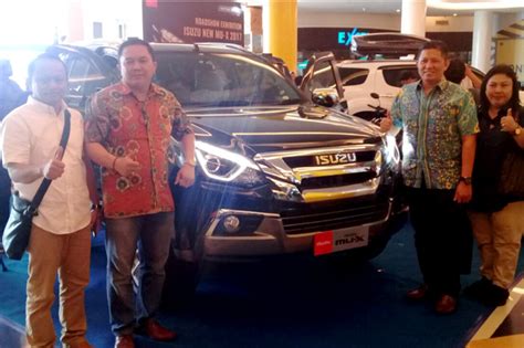 Isuzu New Mu X 2017 Kini Hadir Di Kota Makassar SINDO Makassar