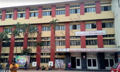 Modern College Of Arts Science And Commerce Shivajinagar Pune Fee