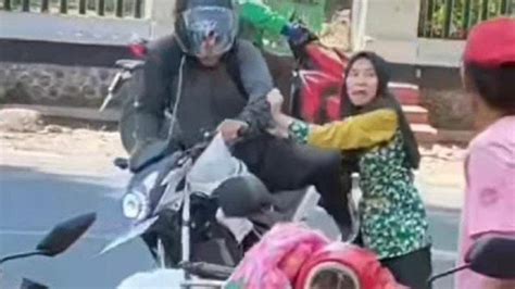 Viral Aksi Heorik Wanita Di Jember Kejar Pencuri Di Minimarket Warga