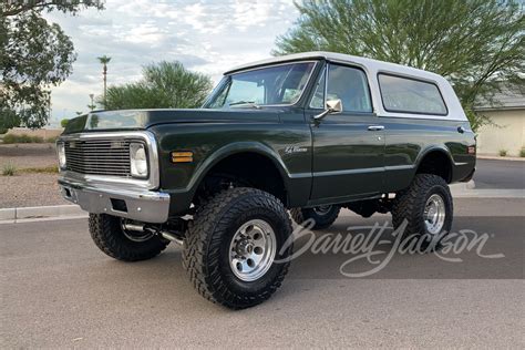 1971 CHEVROLET K5 BLAZER CUSTOM SUV Front 3 4 260058