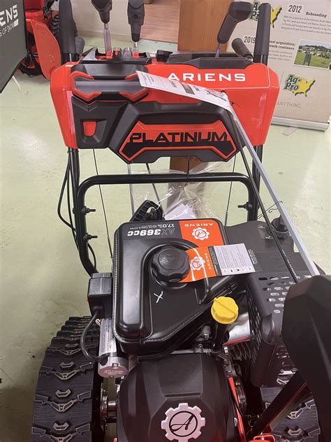 2023 Ariens 28 PLATINUM RAPIDTRAK SHO 921057 Residential Walk Behind